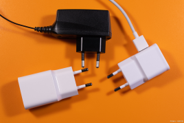 電源適配器和充電器有什么區(qū)別？