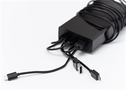 電源適配器能帶上飛機(jī)嗎？