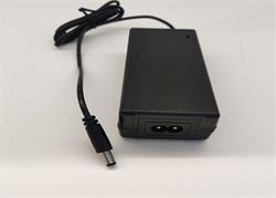 12v2a電源適配器能用5a的嗎